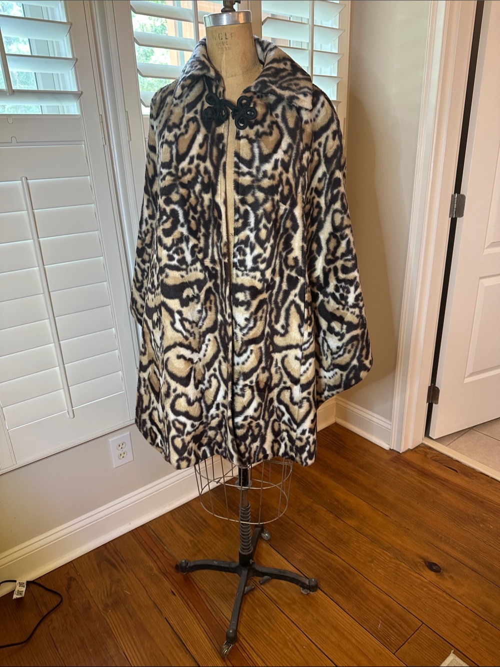 Vintage Faux Fur Leopard Print Cape Jacket - Brown/Black